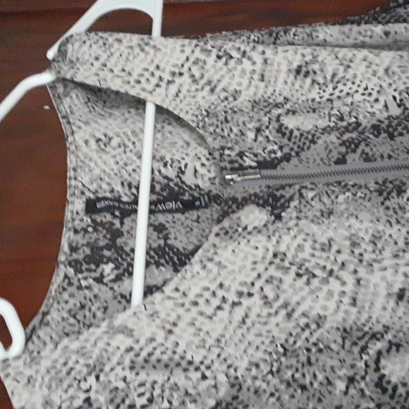 View by Walter Baker sz 16 put 22 inches  snakeskin print jumpsuit gathered wais - Picture 2 of 5